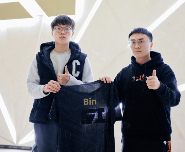 训练课后达拉斯独行侠备战世俱杯,复出首秀细节流出,令人意外,官宣口径保持一致(圣安东尼奥马刺vs达拉斯独行侠) 训练课后达拉斯独行侠备战世俱杯,复出首秀细节流出,令人意外,官宣口径保持一致(圣安东尼奥马刺vs达拉斯独行侠)