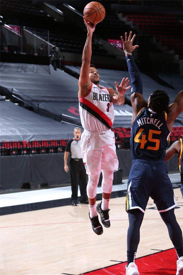 包含今晚体能课后，波特兰开拓者更衣室发声备战全明星赛，底气十足，球探报告显示潜力的词条-满冠网址