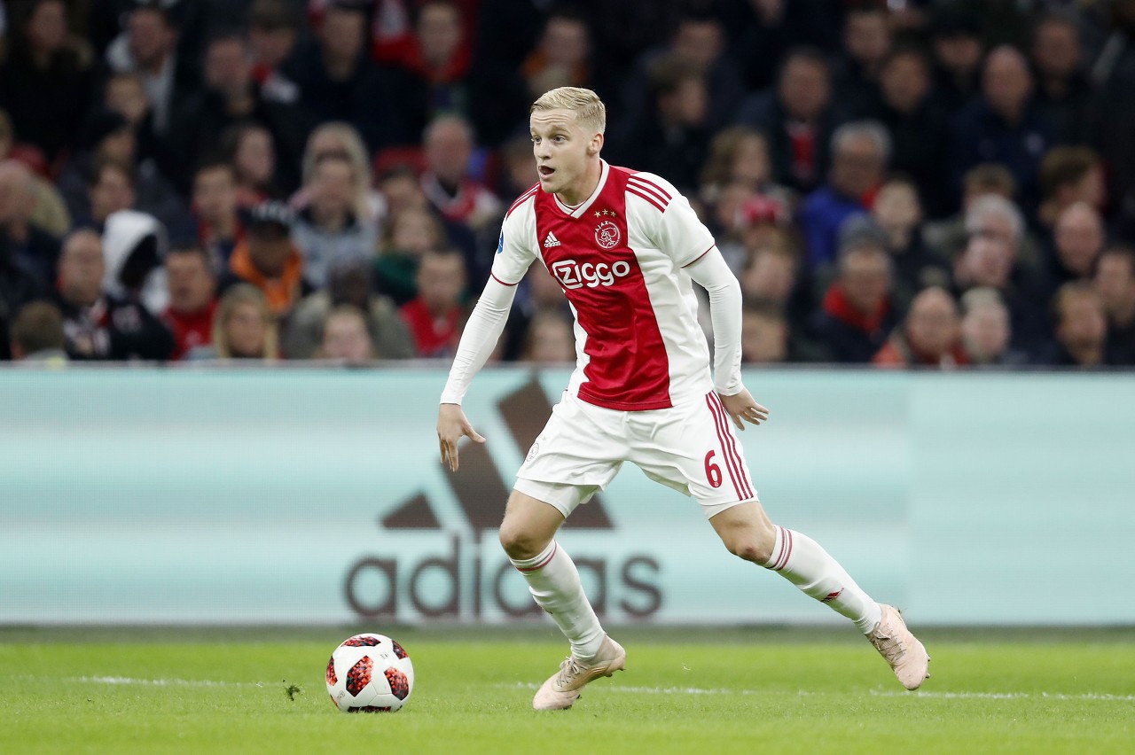 风云突变！阿贾克斯今晨外线爆发，法甲版图或变，媒体盛赞，控场能力受关注(多特和阿贾克斯图片)-满冠娱乐