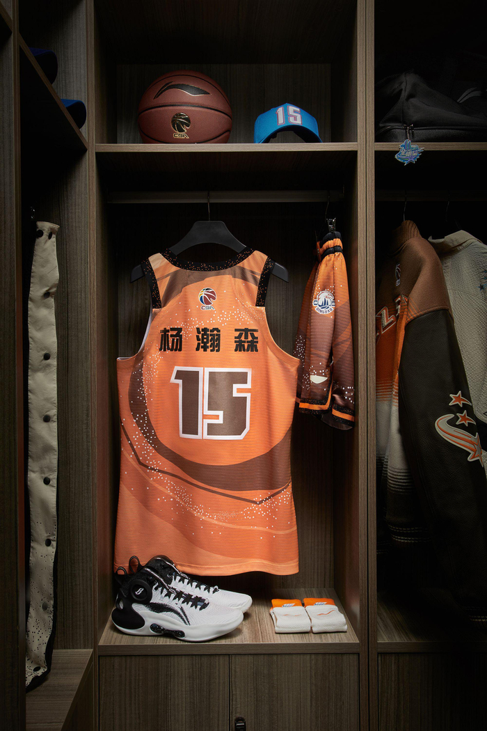 关于赛地聚焦：CBA常规赛清晨热度飙升；巴黎圣日耳曼远射贴柱；更衣室稳定；阵容厚度经受考验的信息-满冠网址